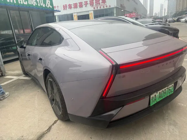 Xpeng P7 — Фото автомобиля 9