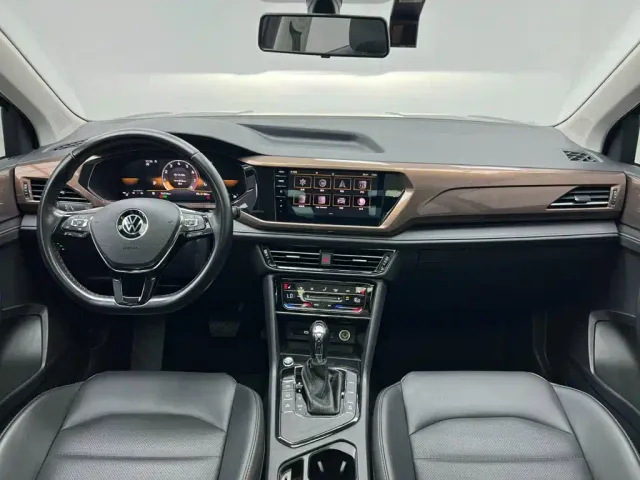 Volkswagen Tharu — Фото автомобиля 21