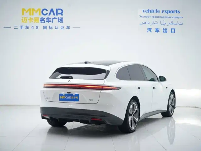 Nio ET5 Touring — Фото автомобиля 4