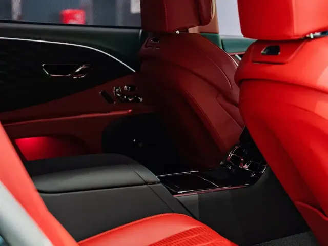 Bentley Flying Spur 2022 4.0T V8 Standard — Фото автомобиля 24