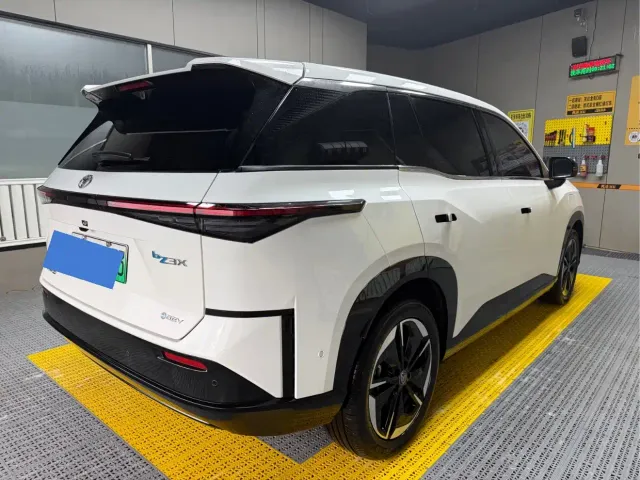 Toyota BoZhi 3X — Фото автомобиля 4