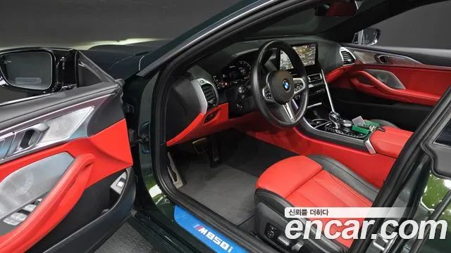 BMW 8 Series G15 — Фото автомобиля 15