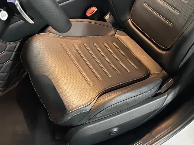 Mercedes-Benz C-Class — Фото автомобиля 17