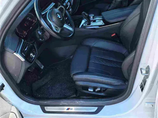 BMW 5 Series — Фото автомобиля 4
