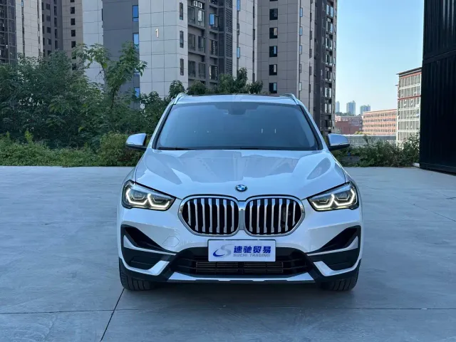 BMW X1 — Фото автомобиля 2