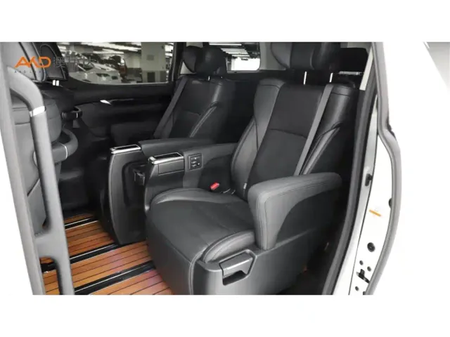 Toyota Vellfire — Фото автомобиля 7