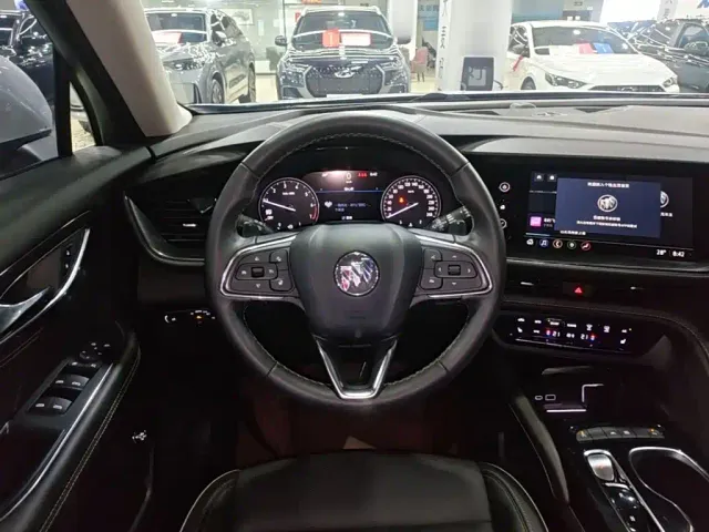 Buick Envision Plus — Фото автомобиля 10