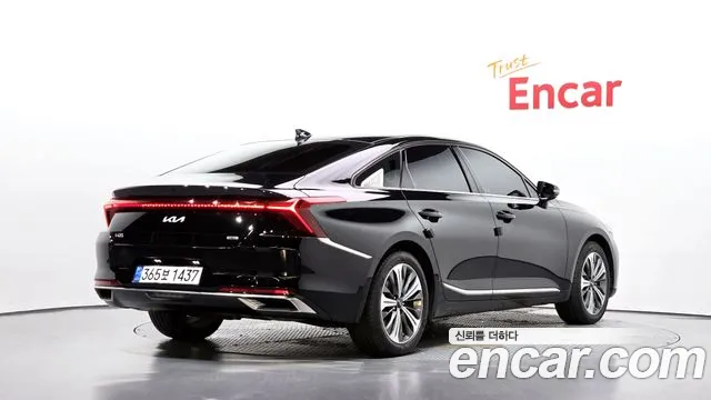 Kia K8 Hybrid — Фото автомобиля 2