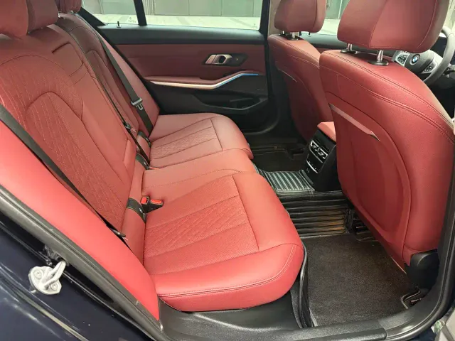 BMW 3 Series — Фото автомобиля 23