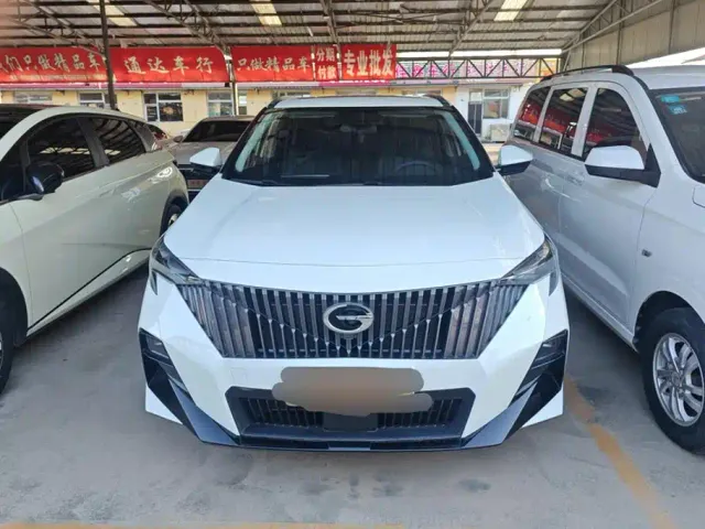 GAC Trumpchi GS3 — Фото автомобиля 2