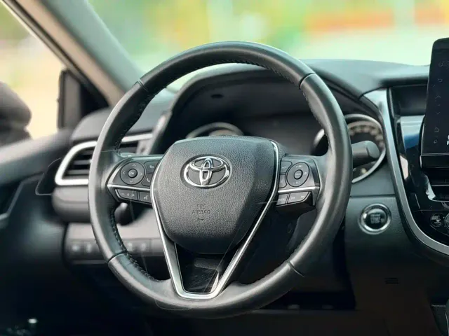 Toyota Camry — Фото автомобиля 11