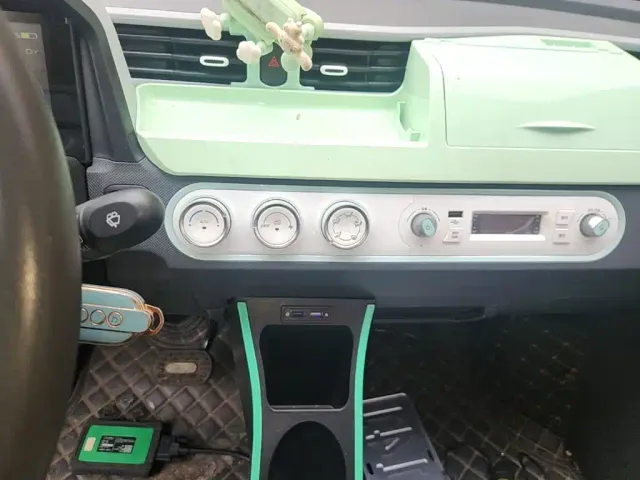 Wuling Hongguang Mini EV — Фото автомобиля 12