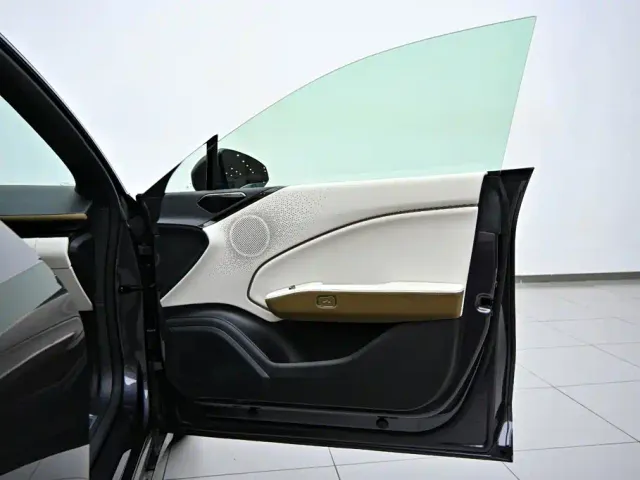 Zeekr 007 GT — Фото автомобиля 22
