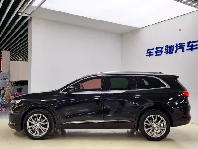 Buick Enclave — Фото автомобиля 4