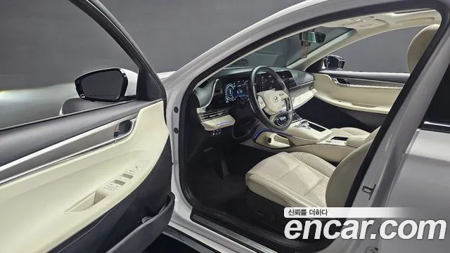 Hyundai Grandeur (New) Hybrid — Фото автомобиля 15
