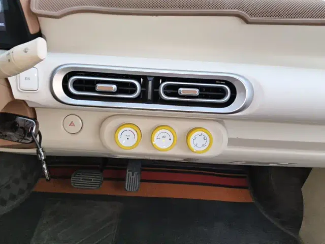 Wuling Hongguang Mini EV — Фото автомобиля 12