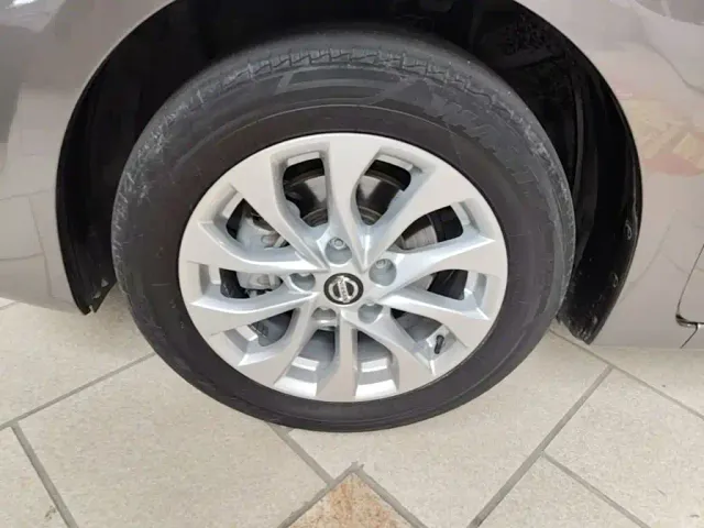 Nissan Sylphy — Фото автомобиля 22