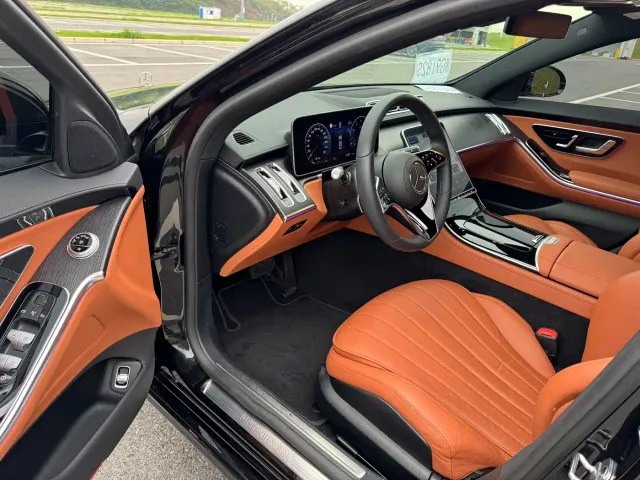 Mercedes-Benz S-Class — Фото автомобиля 11