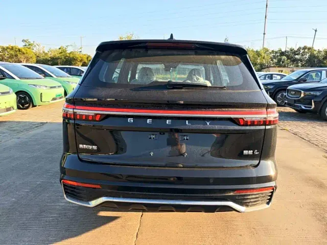 Geely Xingyue L — Фото автомобиля 5