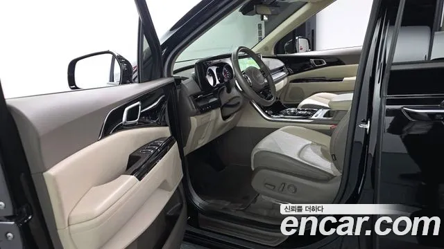 Kia Carnival 4th Gen — Фото автомобиля 15