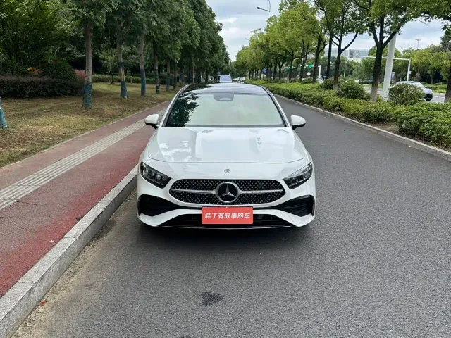 Mercedes-Benz A-Class — Фото автомобиля 2