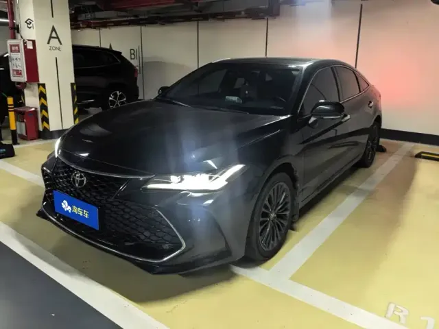 Фотография автомобиля — Toyota Avalon
