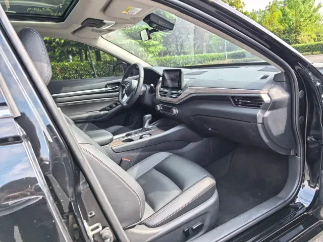 Nissan Teana — Фото автомобиля 11
