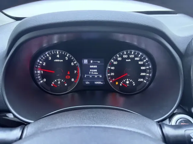 Kia KX1 — Фото автомобиля 9