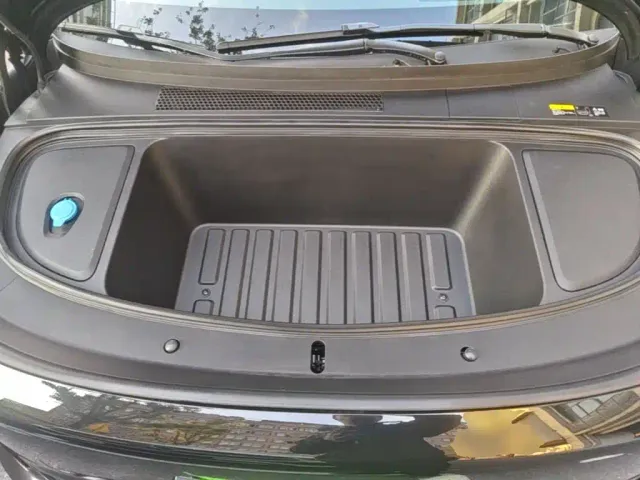 Li Auto i6 — Фото автомобиля 19