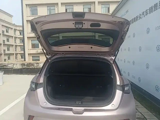 BYD Dolphin — Фото автомобиля 18