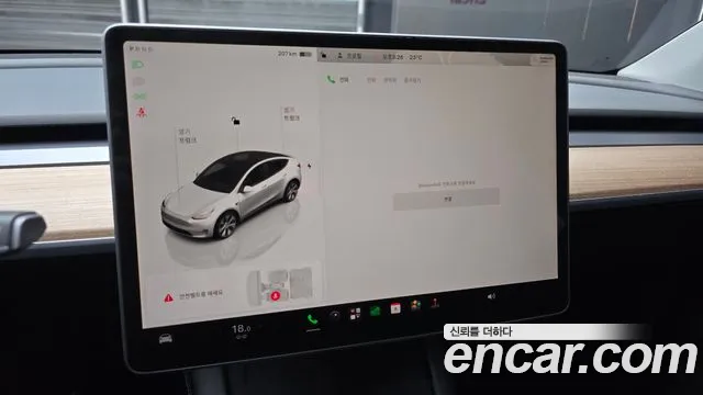 Tesla Model Y — Фото автомобиля 29