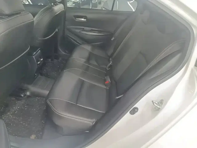 Toyota Corolla — Фото автомобиля 16