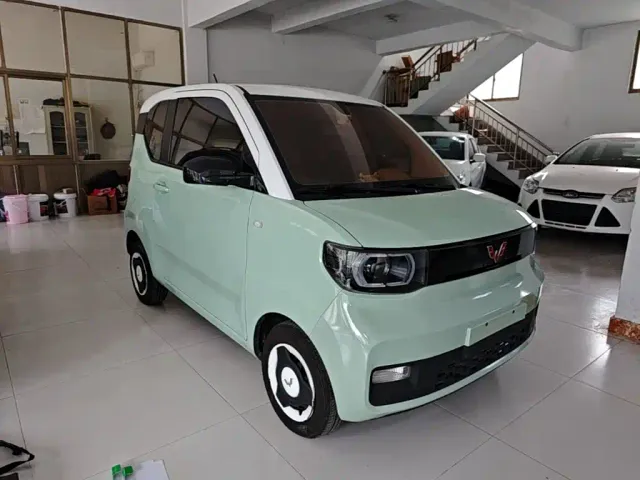 Wuling Hongguang Mini EV — Фото автомобиля 3