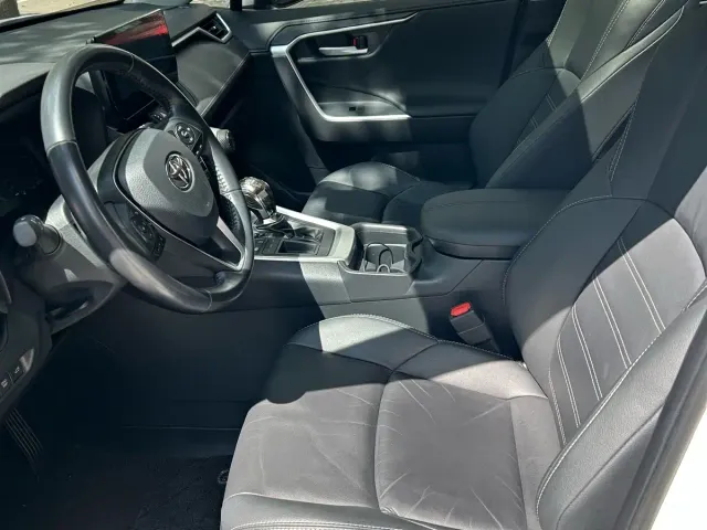 Toyota Wildlander — Фото автомобиля 3