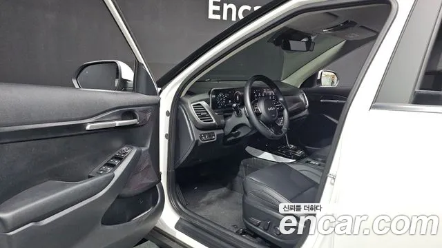 Kia Seltos New — Фото автомобиля 15