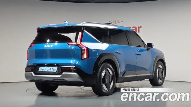 Kia EV9 — Фото автомобиля 2