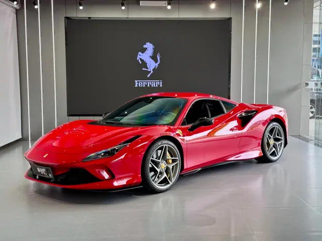 Ferrari F8 — Фото автомобиля 2