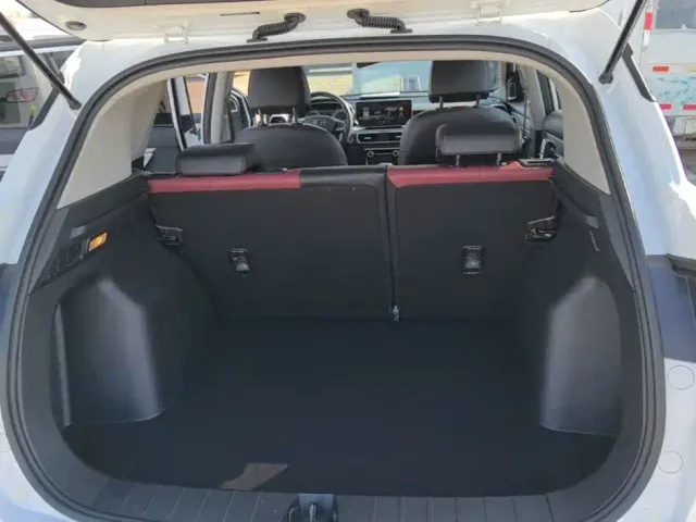 Geely Binyue — Фото автомобиля 18