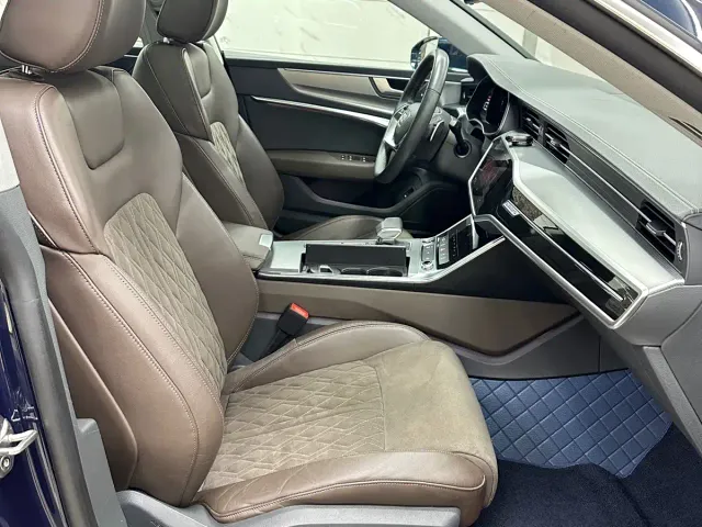 Audi A7L — Фото автомобиля 10