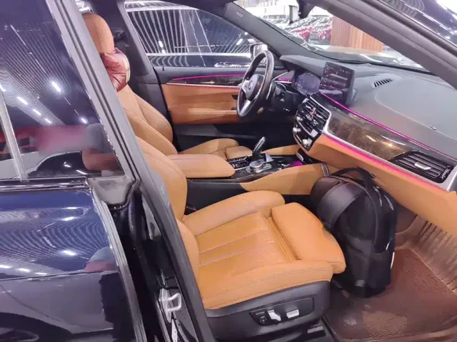 BMW 6 Series Gran Turismo — Фото автомобиля 24