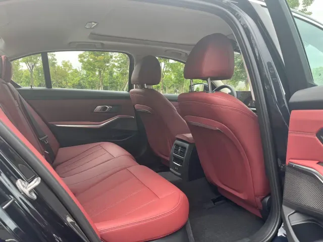 BMW i3 — Фото автомобиля 14