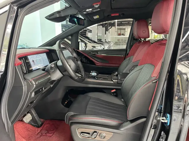 GAC Trumpchi M8 — Фото автомобиля 22