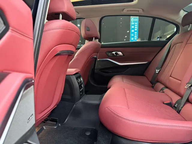 BMW 3 Series — Фото автомобиля 14