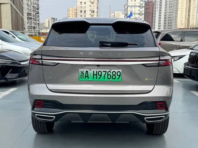 Roewe RX5 — Фото автомобиля 4