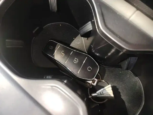 BYD Song PLUS — Фото автомобиля 8