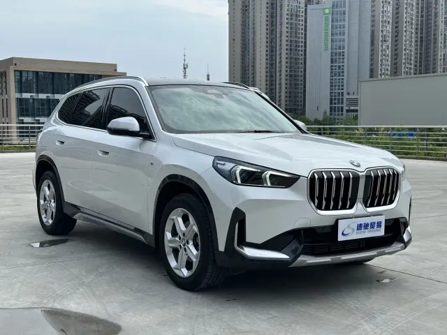 BMW X1 — Фото автомобиля 3