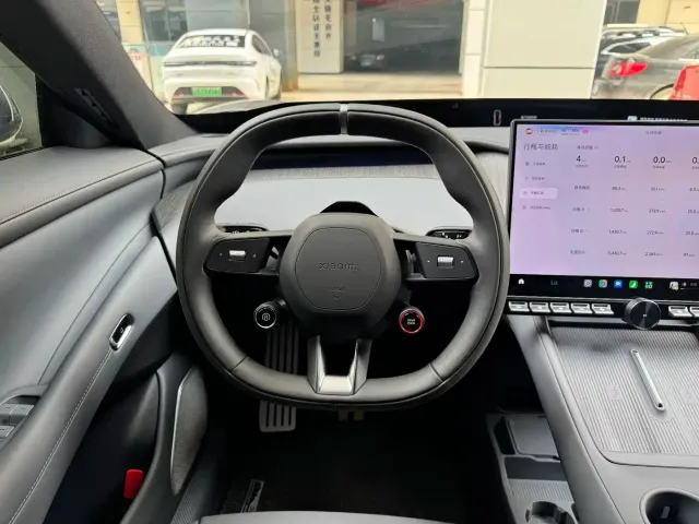 Xiaomi YU7 — Фото автомобиля 7
