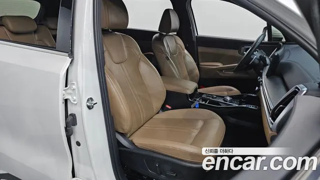Kia Sorento Новый Sorento 4 поколение Бензин 2.5T 2WD — Фото автомобиля 24