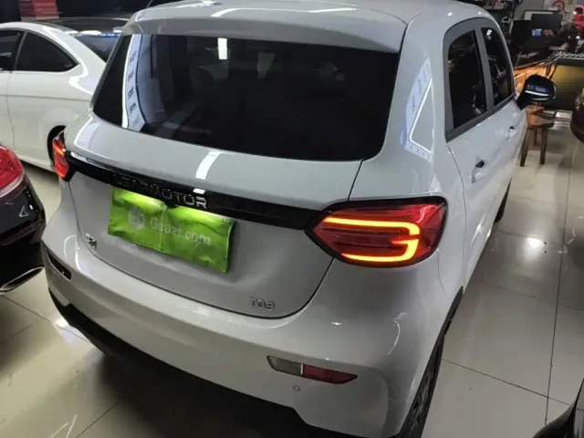 Leapmotor T03 — Фото автомобиля 6