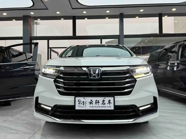 Honda Odyssey — Фото автомобиля 2